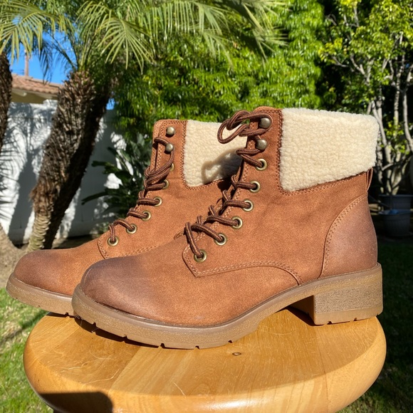 Shoes Womens Brown Boots Poshmark